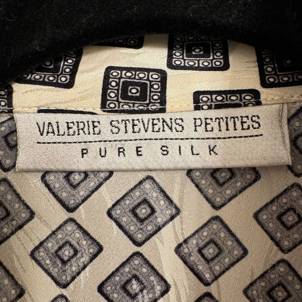 VALERIE STEVENS Vintage Black & Cream Geometric Silk Kimono-Style Blouse - Picture 8 of 13